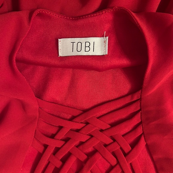Tobi - Red Sleeved Dress with Cut-out, Crossed Back Detail - Size Small - Picture 4 of 7
